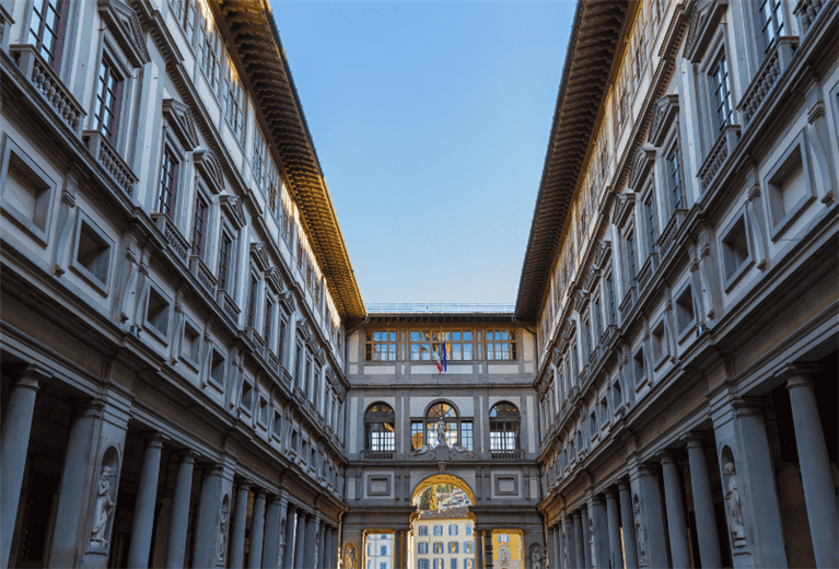 Scuola Leonardo da Vinci - The Uffizi in Florence