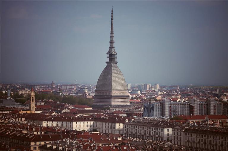 L'Italiano Porticando: A Gateway to Italian Language and Culture in Turin